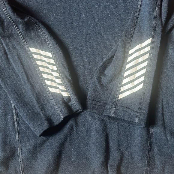 Men’s Helly Hansen Merino Wool Base Layer - Picture 3 of 5